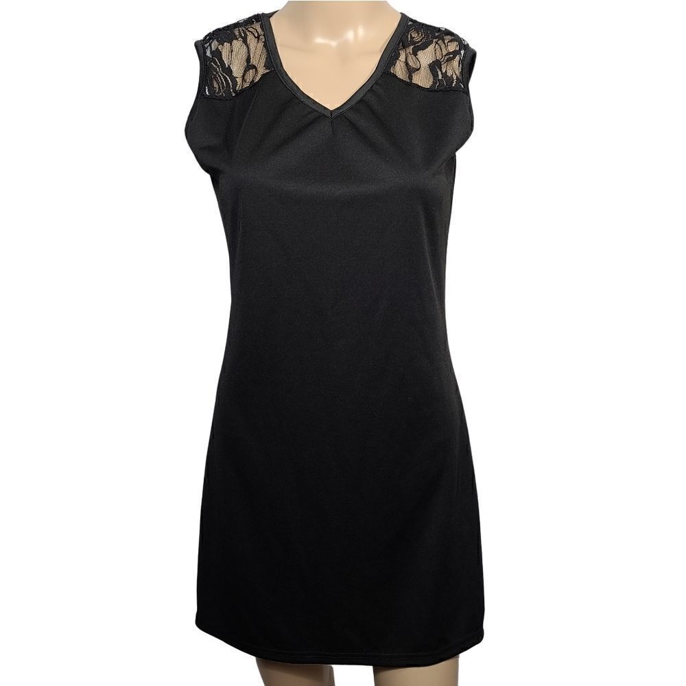 Boutique Black lace shoulder sleveless dress